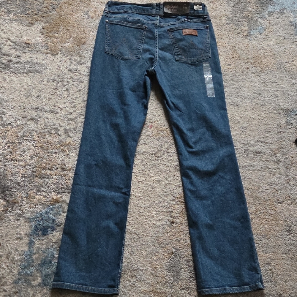 Wrangler Retro Mae Mid Rise Women's Jeans - Picture 4 of 8